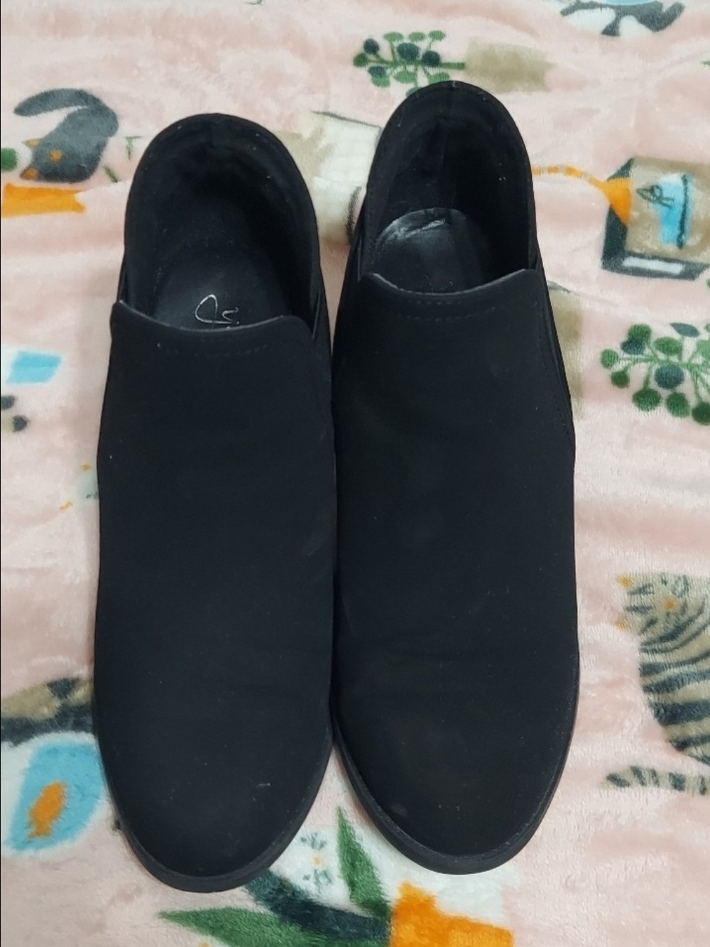 Luxe Black Slip-On Mules